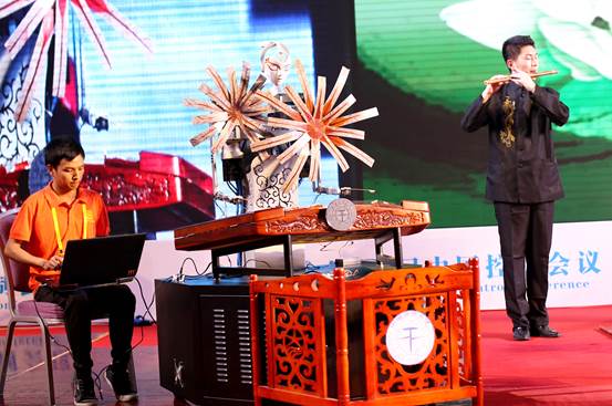 说明: C:\Users\Administrator\Desktop\音乐机器人新闻稿-色色视频
\音乐机器人2.jpeg