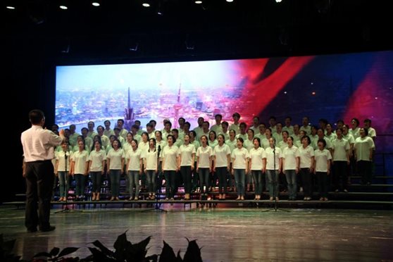 C:\Users\Lenovo\Desktop\色色视频
大合唱\色色视频
大合唱\0033.jpg